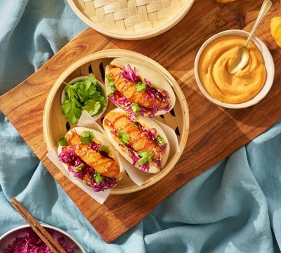 Crispy Panko Chicken Bao Buns